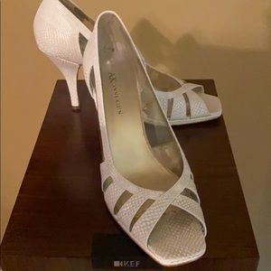 Women’s Dress Shoes